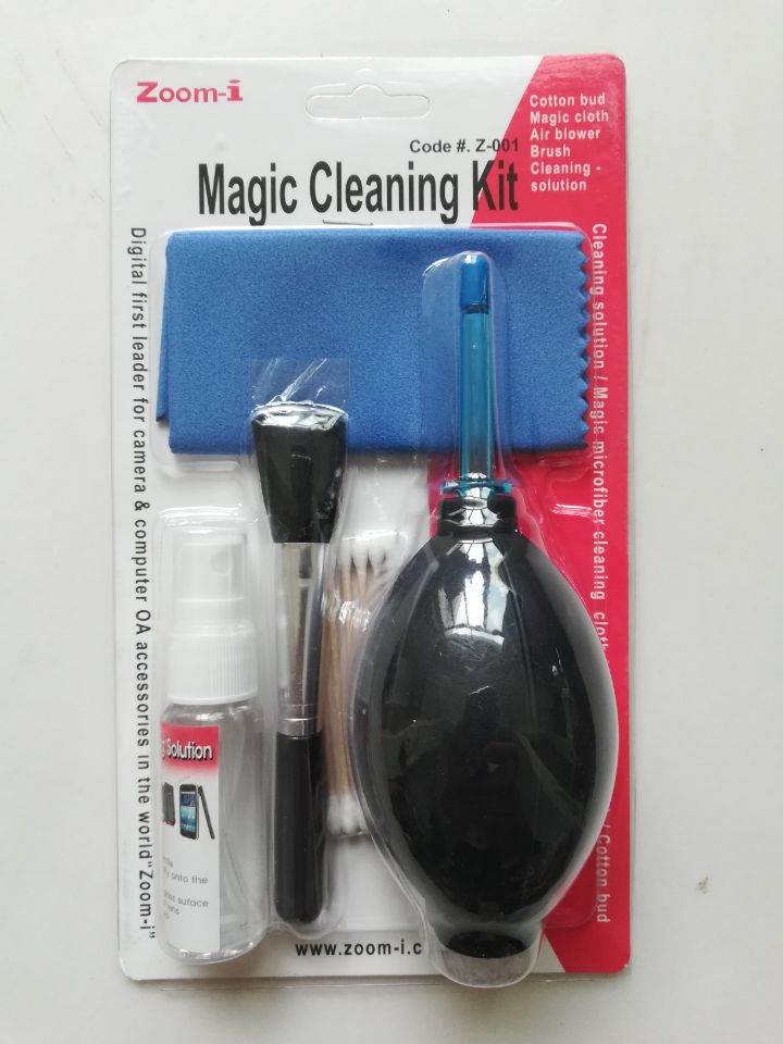 4-in-1 Camera Lens Cleaning Kit